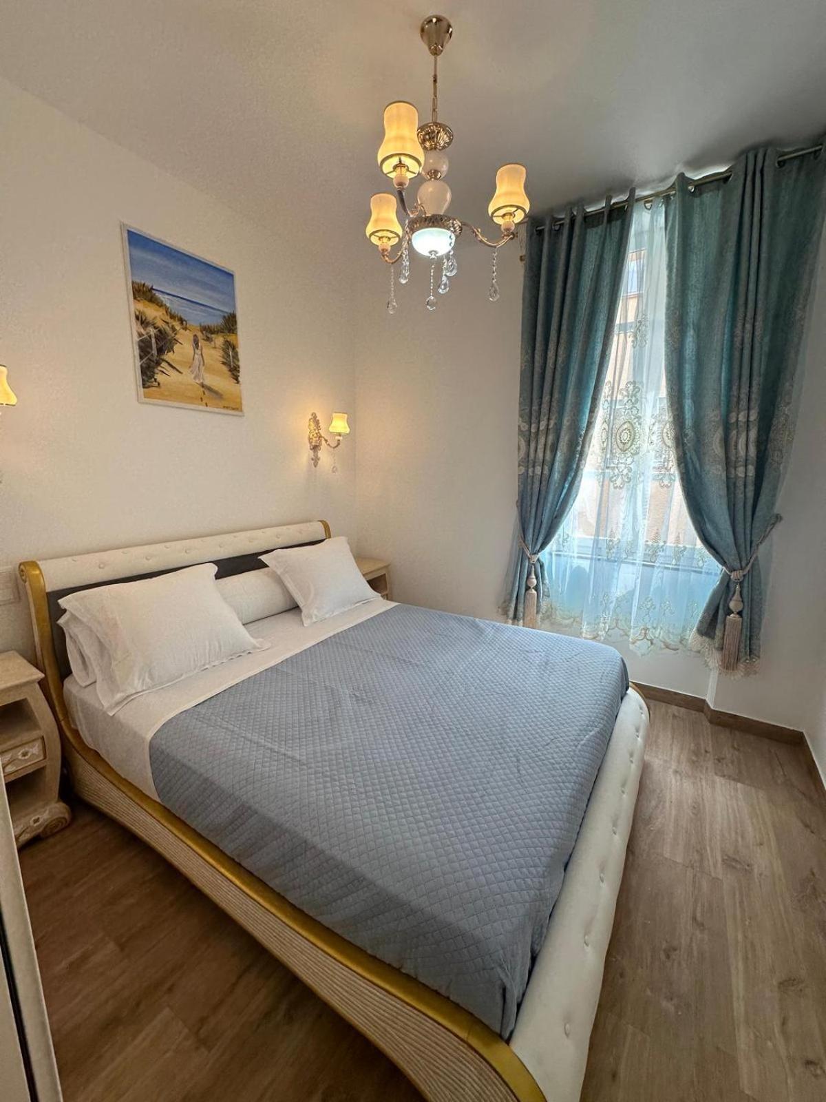 Appartement Du Cloitre 1Er นาร์บอนน์ ภายนอก รูปภาพ